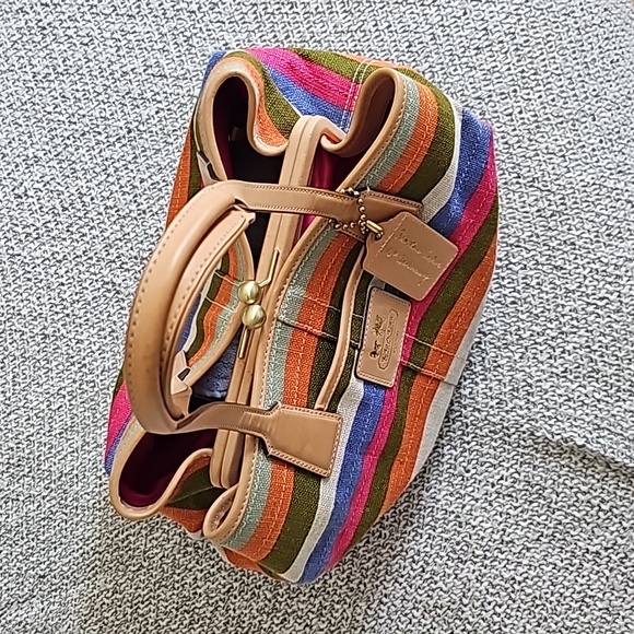 Coach Hamptons 10th Annv Archive Stripe Bag EUC - Picture 7 of 13